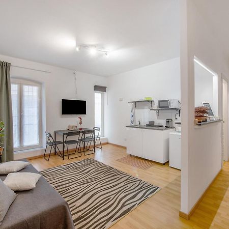Ohana Bnb Genoa Bagian luar foto