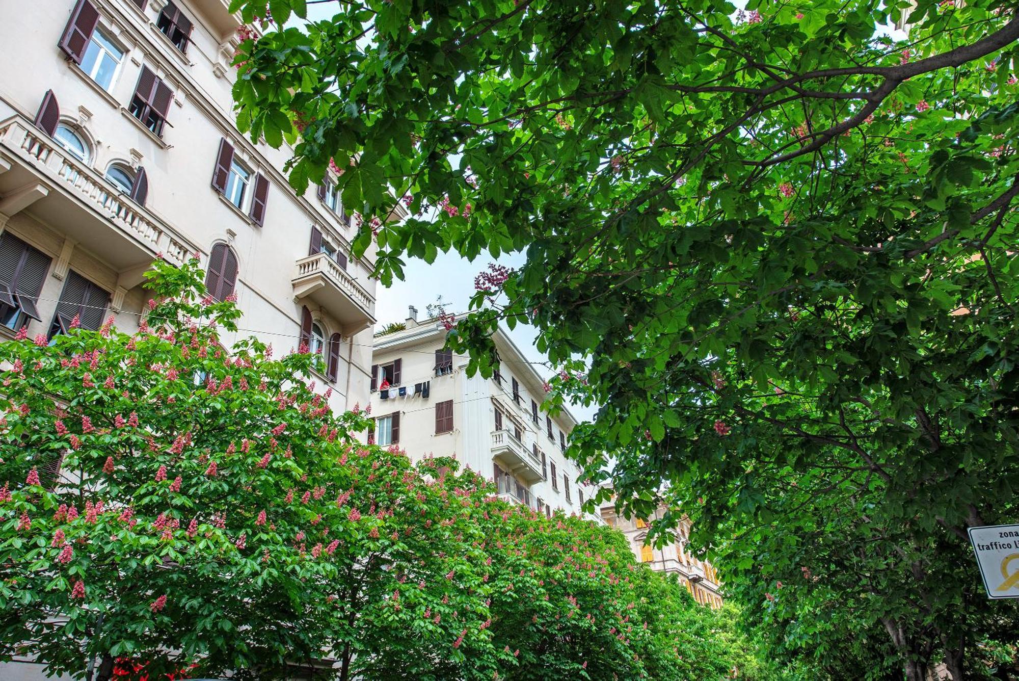 Ohana Bnb Genoa Bagian luar foto